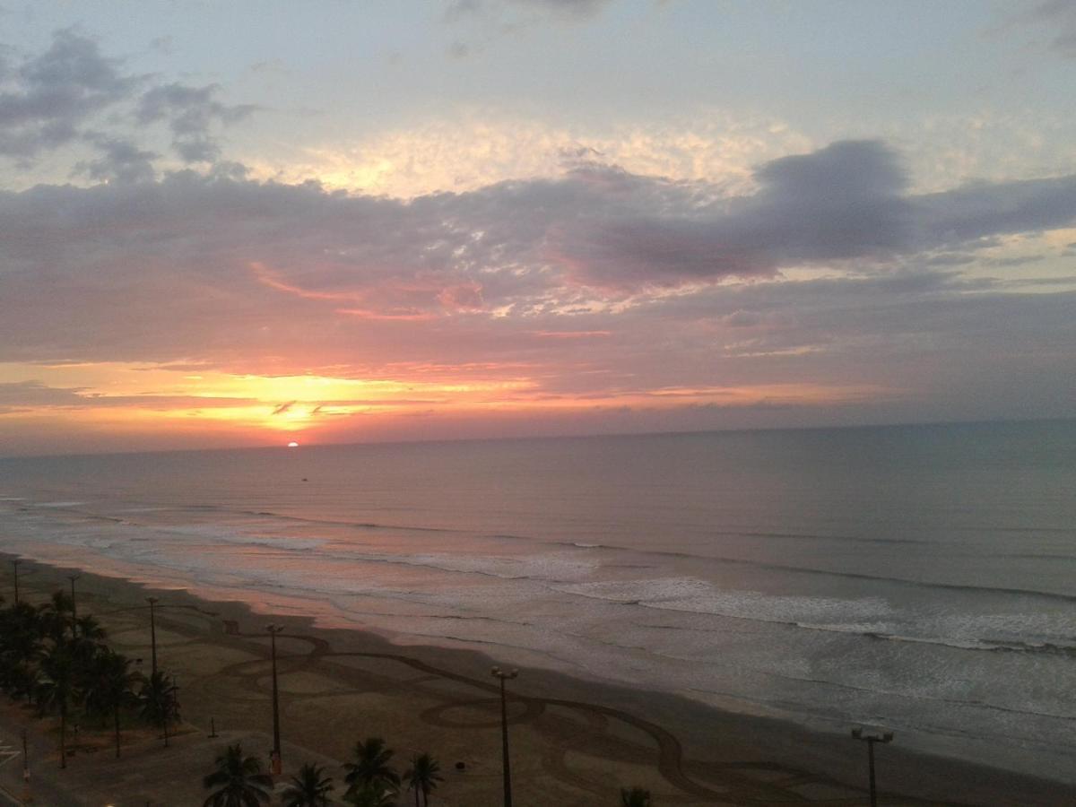 Apto Frente Ao Mar Apartamento Peruíbe Exterior foto